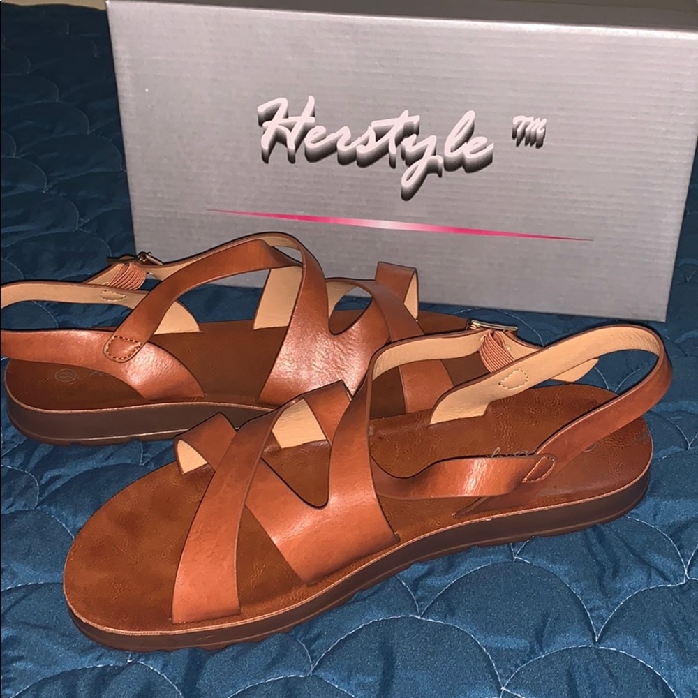 Women’s sandals
